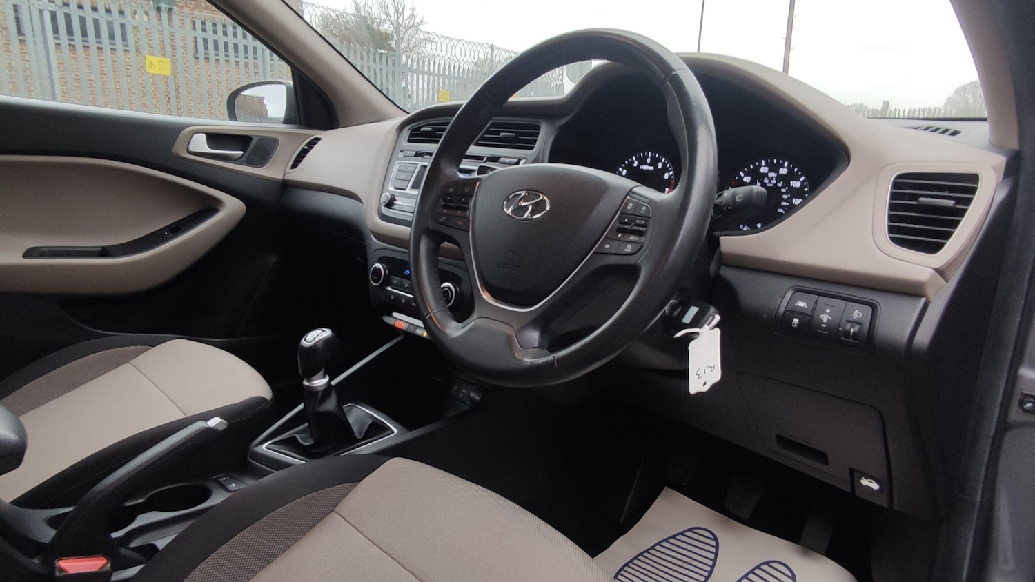 Used Hyundai i20 for sale - 77808698: Photo 11