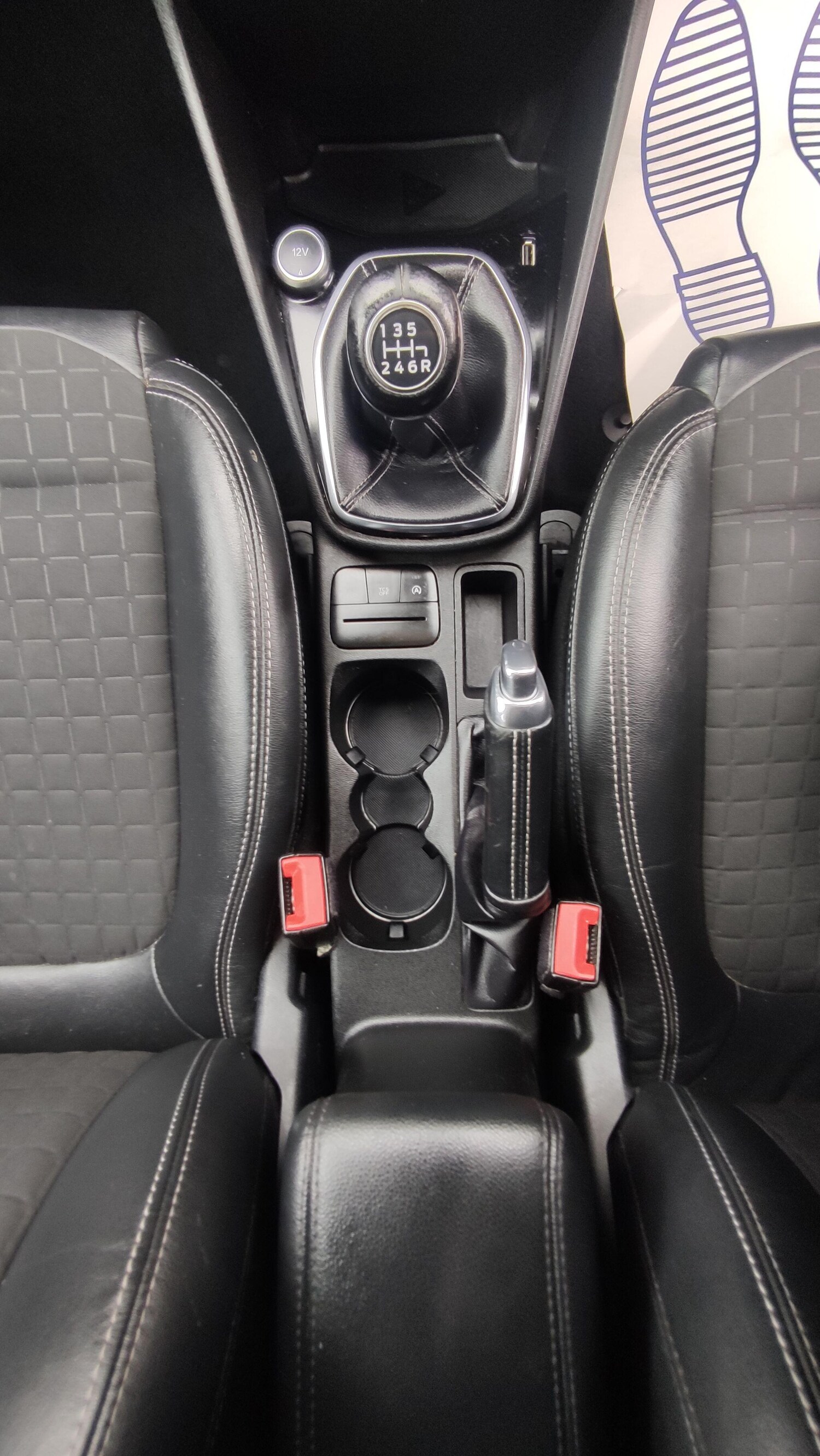 Used Ford Fiesta 2018 for sale - 76560972: Photo 32