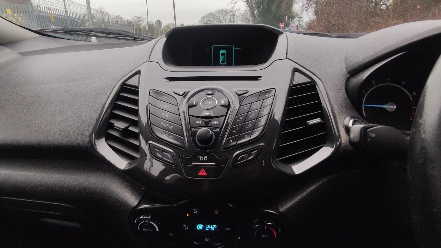 Used Ford Ecosport 2015 for sale - 76976253: Photo 18