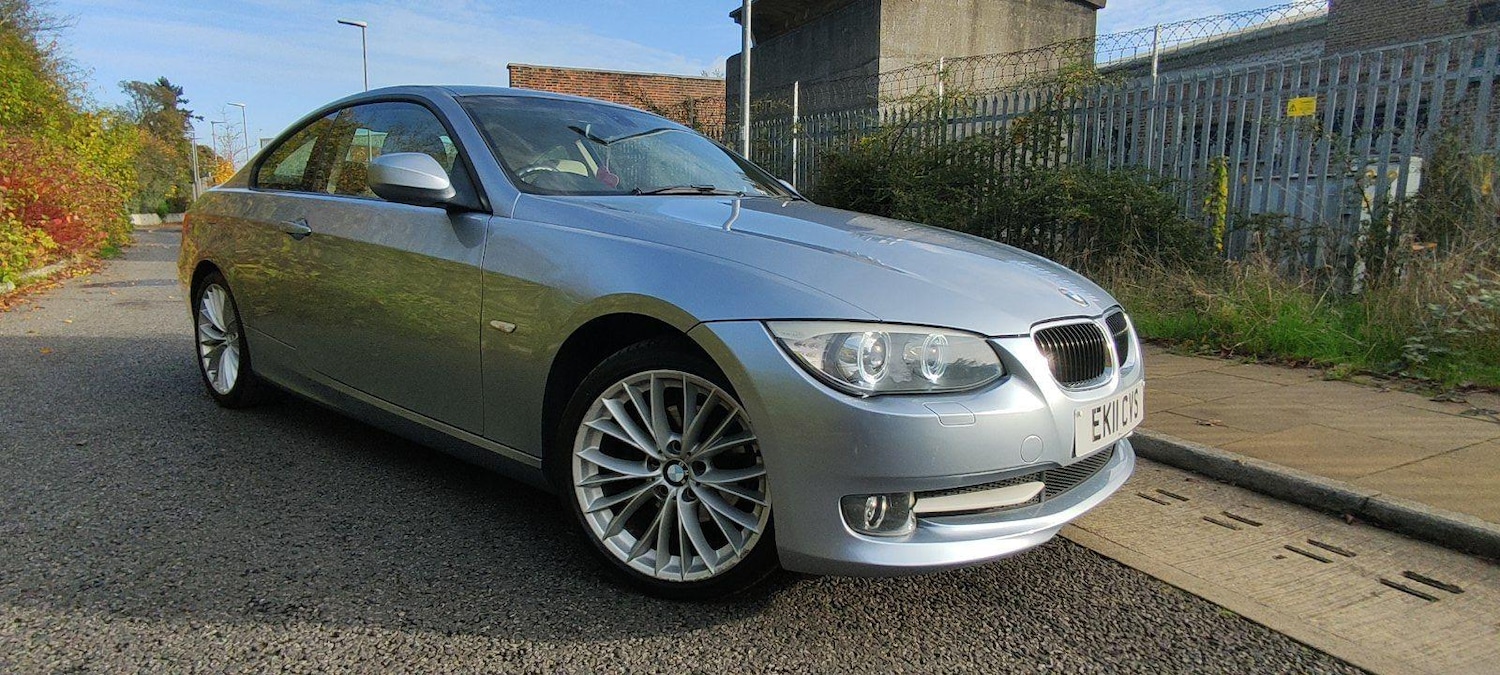 Used BMW 3 Series 2011 for sale - 76612714: Photo 1