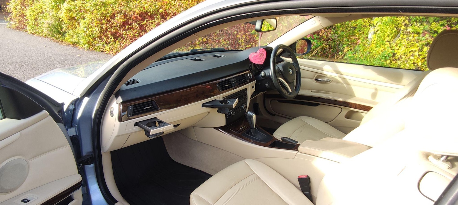 Used BMW 3 Series 2011 for sale - 76612714: Photo 12