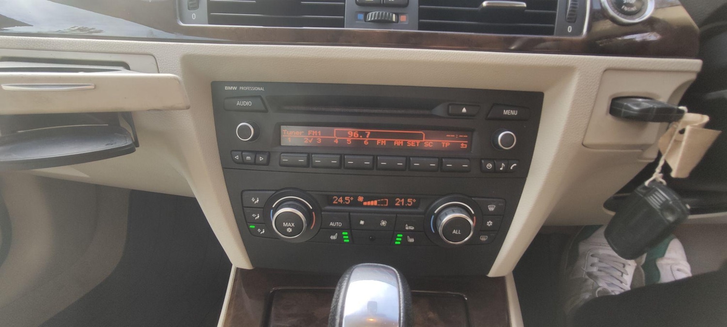 Used BMW 3 Series 2011 for sale - 76612714: Photo 18