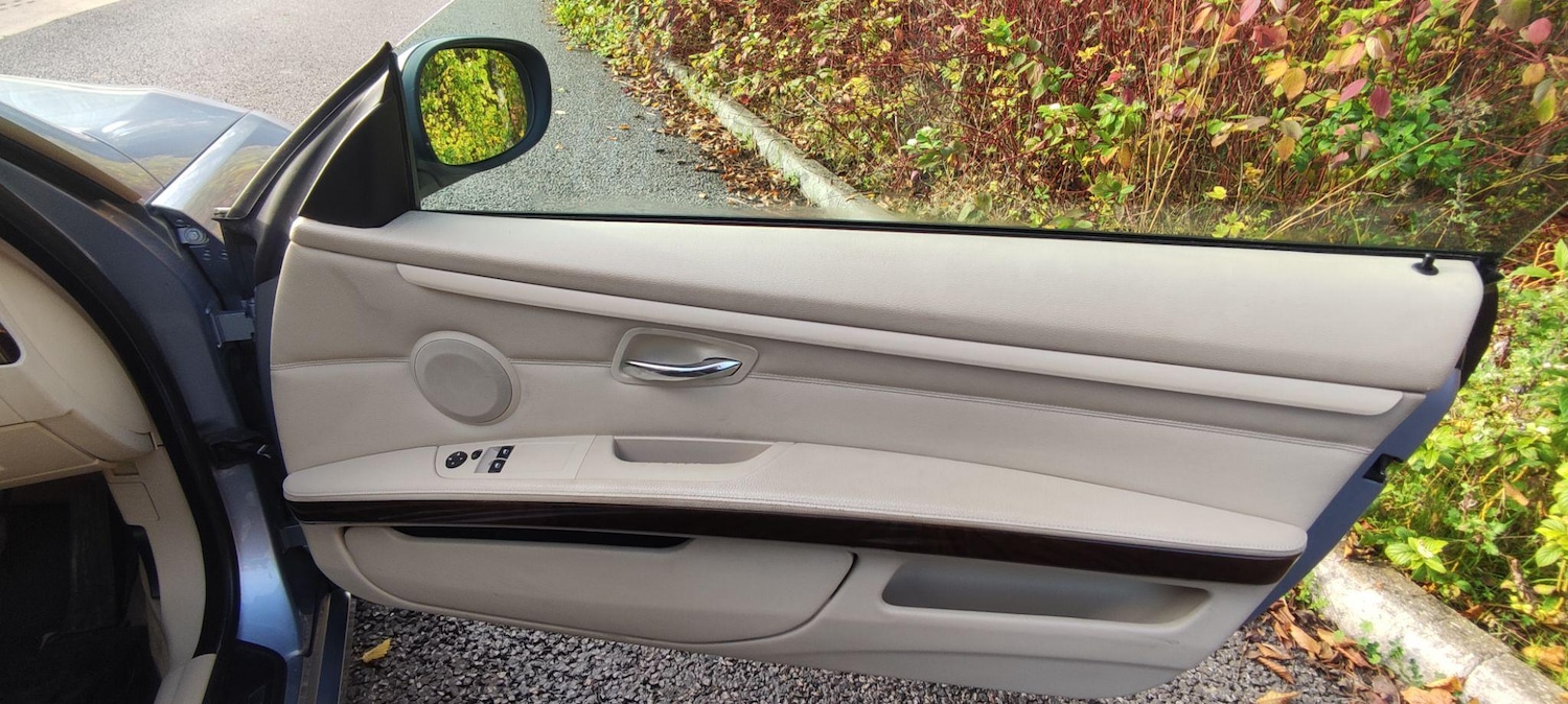 Used BMW 3 Series 2011 for sale - 76612714: Photo 21