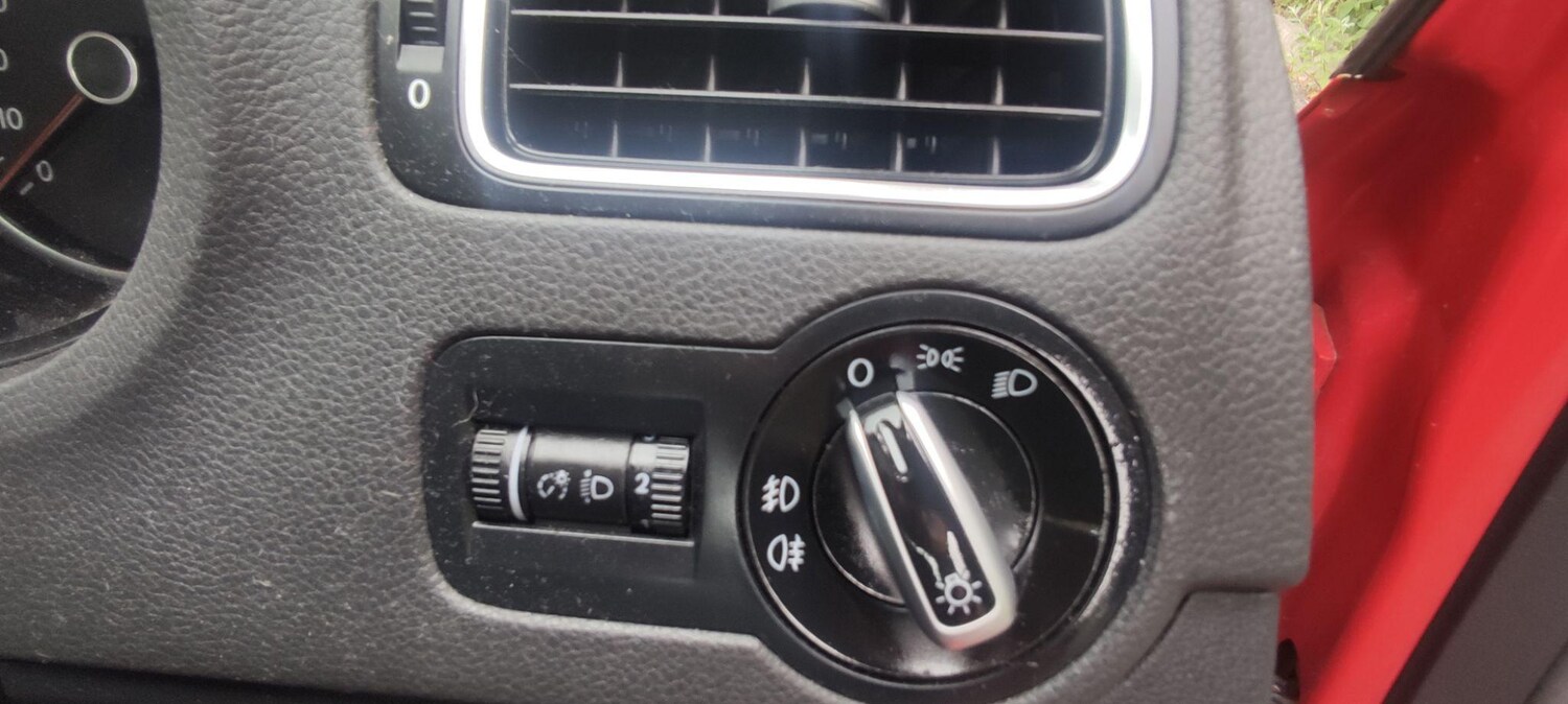 Used Volkswagen Polo 2013 for sale - 76562500: Photo 17