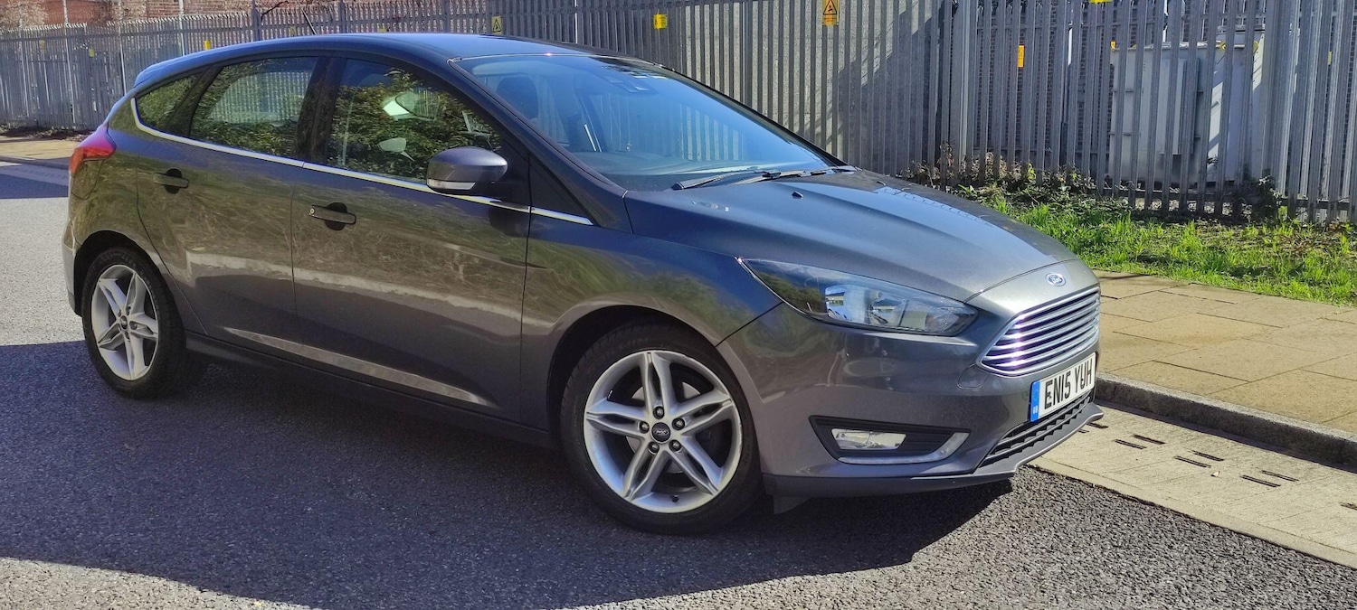 Used Ford Focus 2015 for sale - 76561861: Photo 2