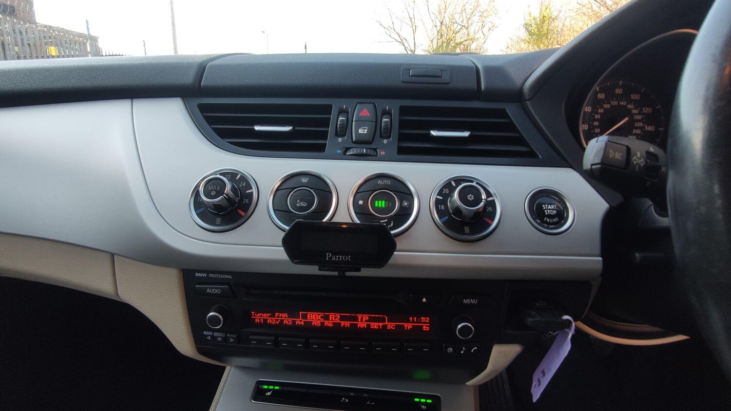 Used BMW Z4 2010 for sale - 77468890: Photo 19