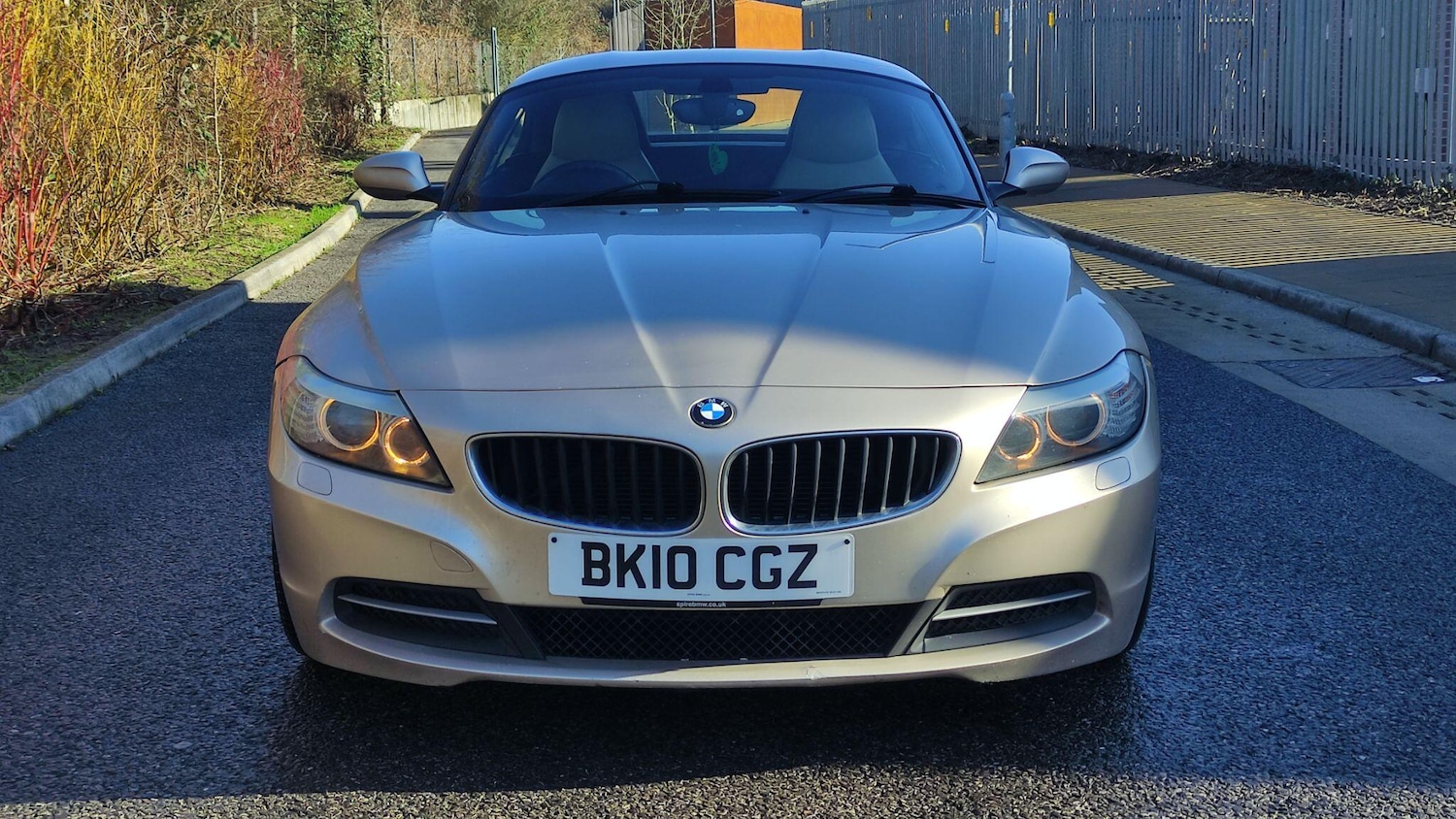 Used BMW Z4 2010 for sale - 77468890: Photo 2