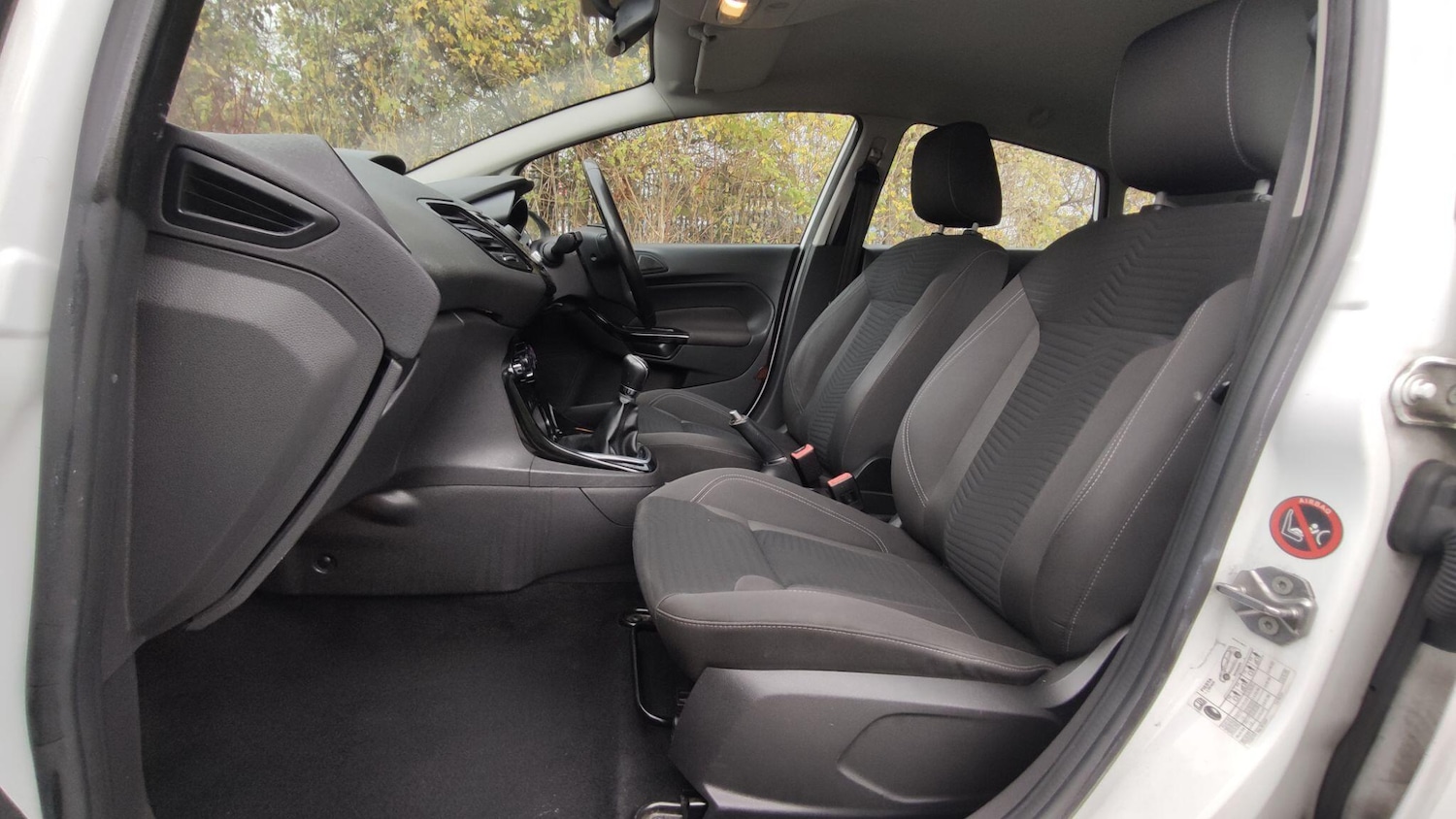 Used Ford Fiesta 2013 for sale - 76657935: Photo 13