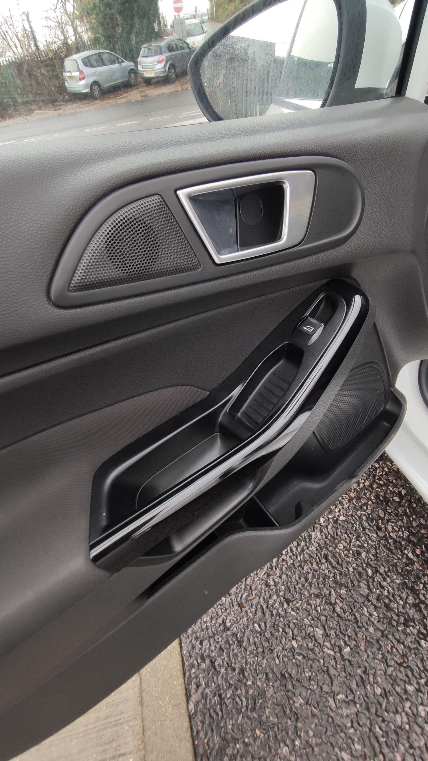 Used Ford Fiesta 2013 for sale - 76657935: Photo 23