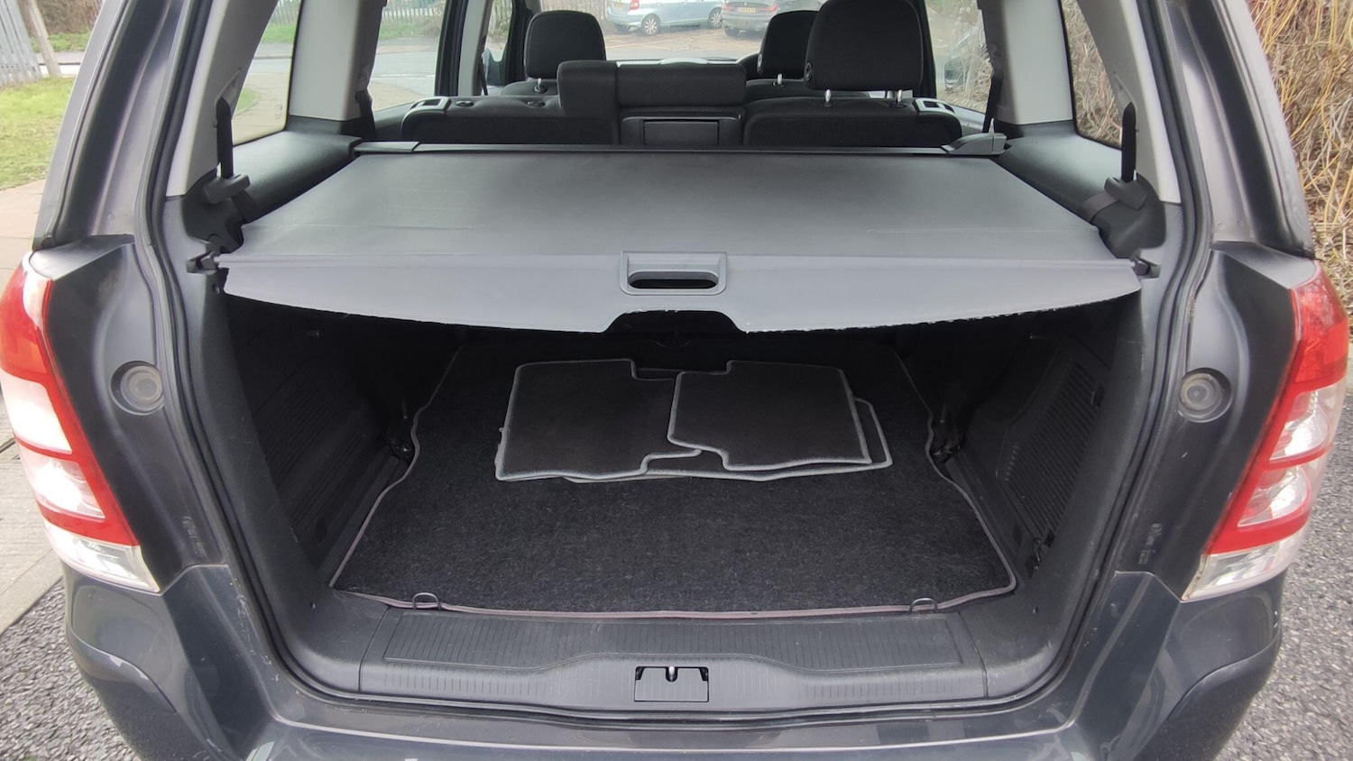 Used Vauxhall Zafira 2014 for sale - 76976834: Photo 21