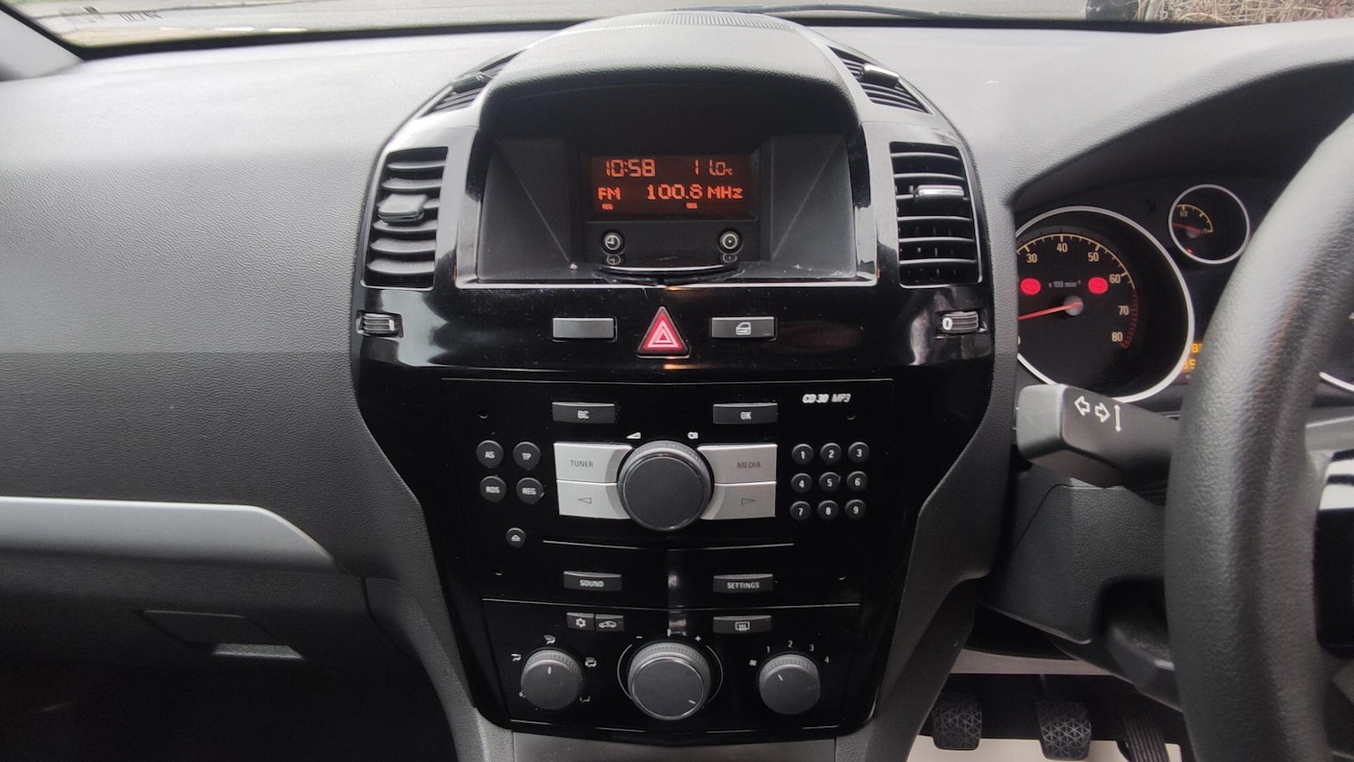 Used Vauxhall Zafira 2014 for sale - 76976834: Photo 8