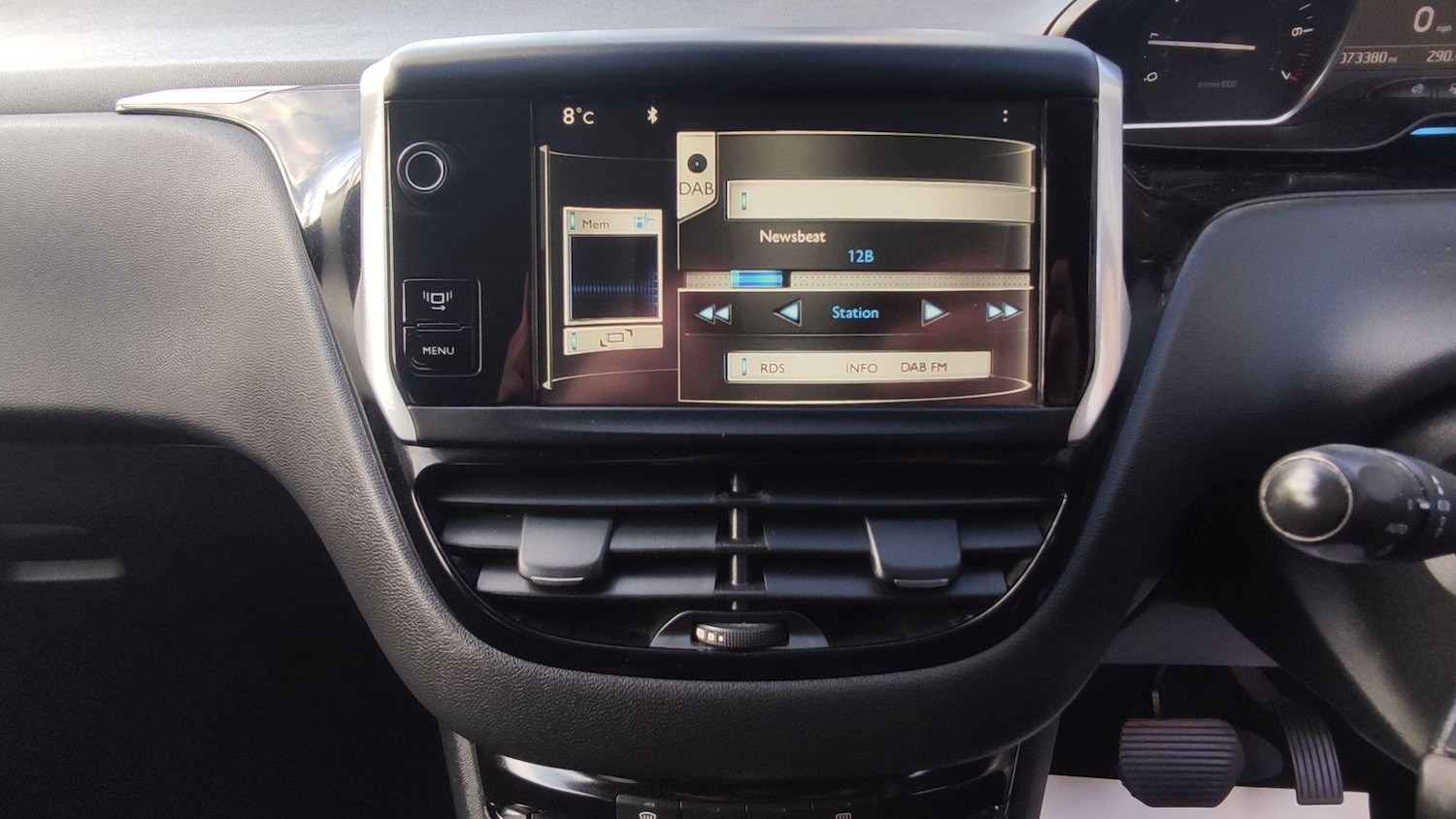 Used Peugeot 208 2014 for sale - 76702492: Photo 16