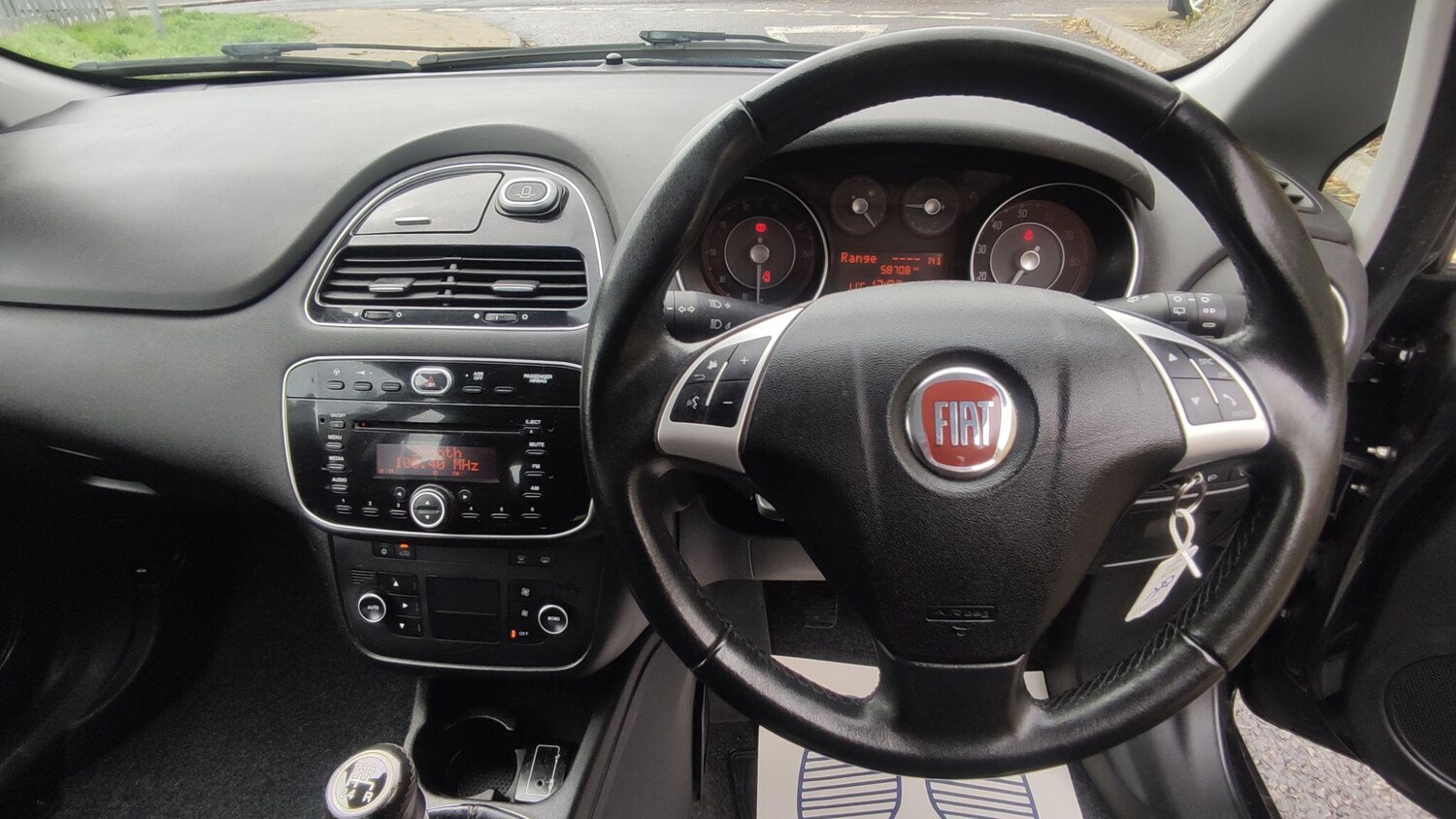 Used Fiat Punto 2016 for sale - 76561364: Photo 11