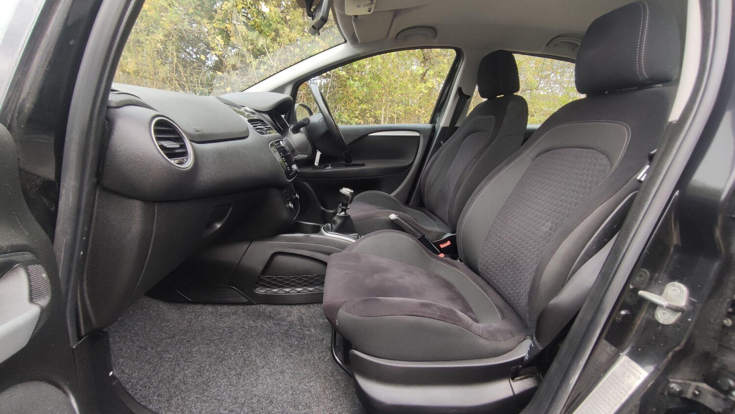 Used Fiat Punto 2016 for sale - 76561364: Photo 12