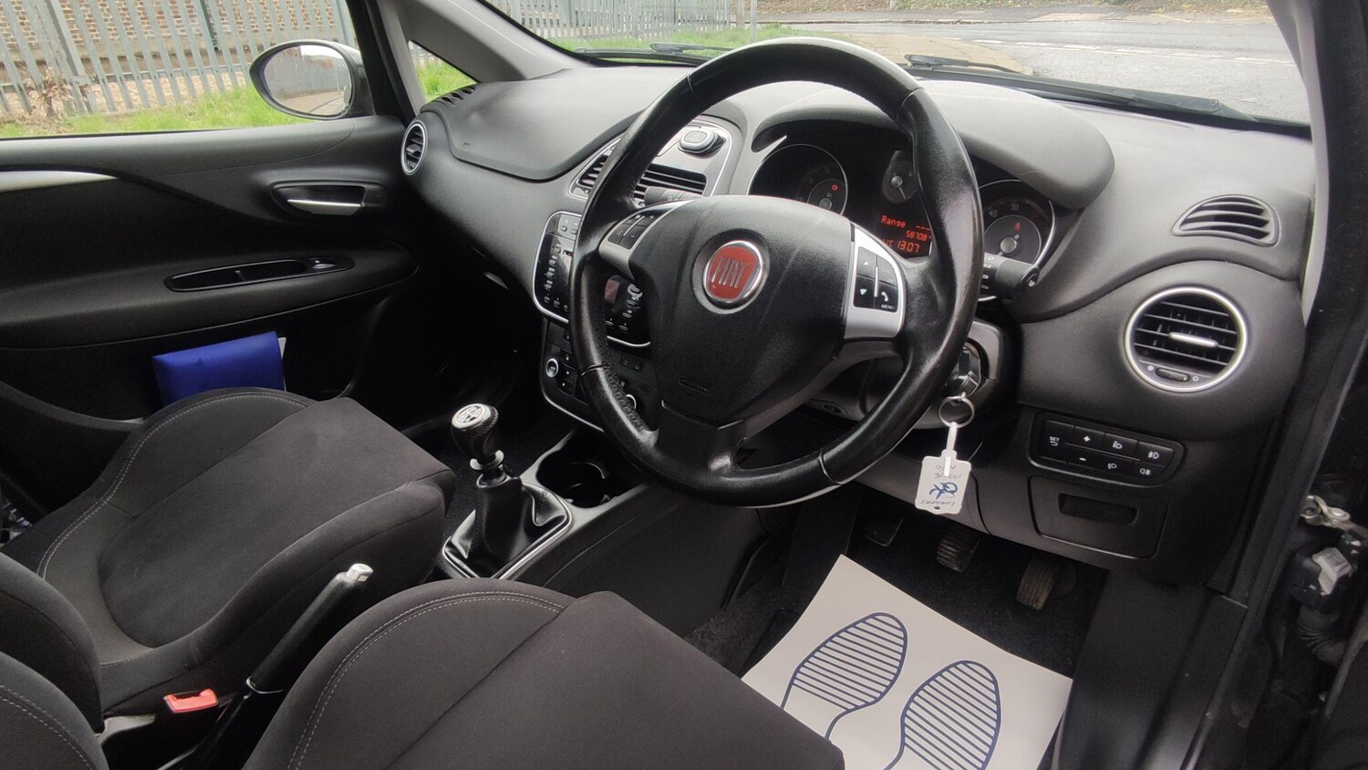 Used Fiat Punto 2016 for sale - 76561364: Photo 9