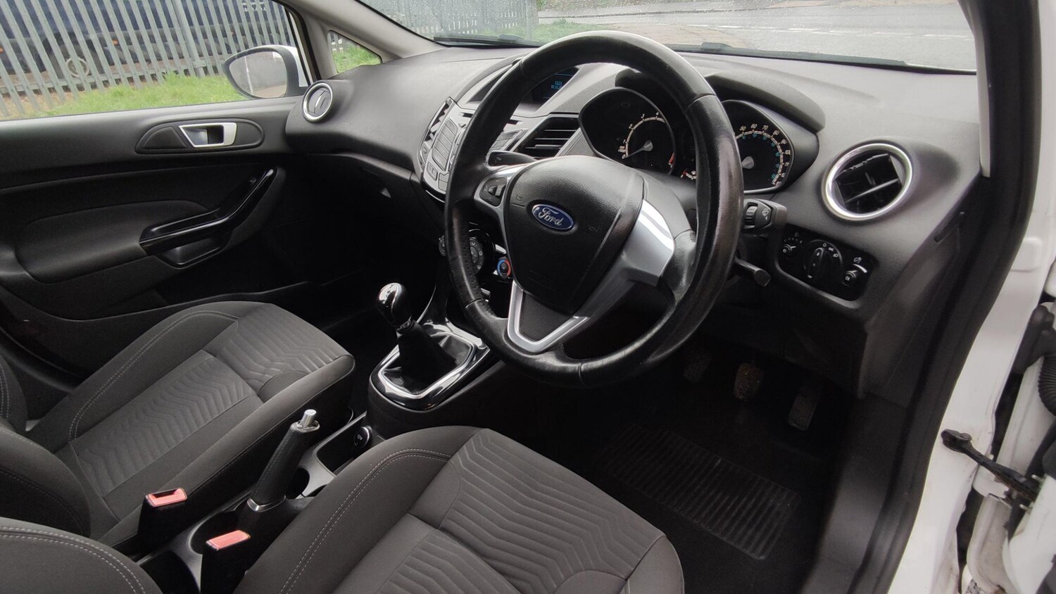 Used Ford Fiesta 2013 for sale - 76561807: Photo 10