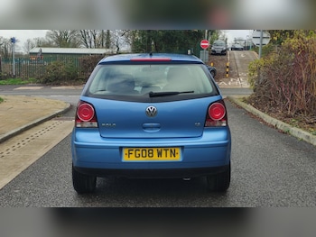 Used Volkswagen Polo 2008 for sale - 76561840: Photo