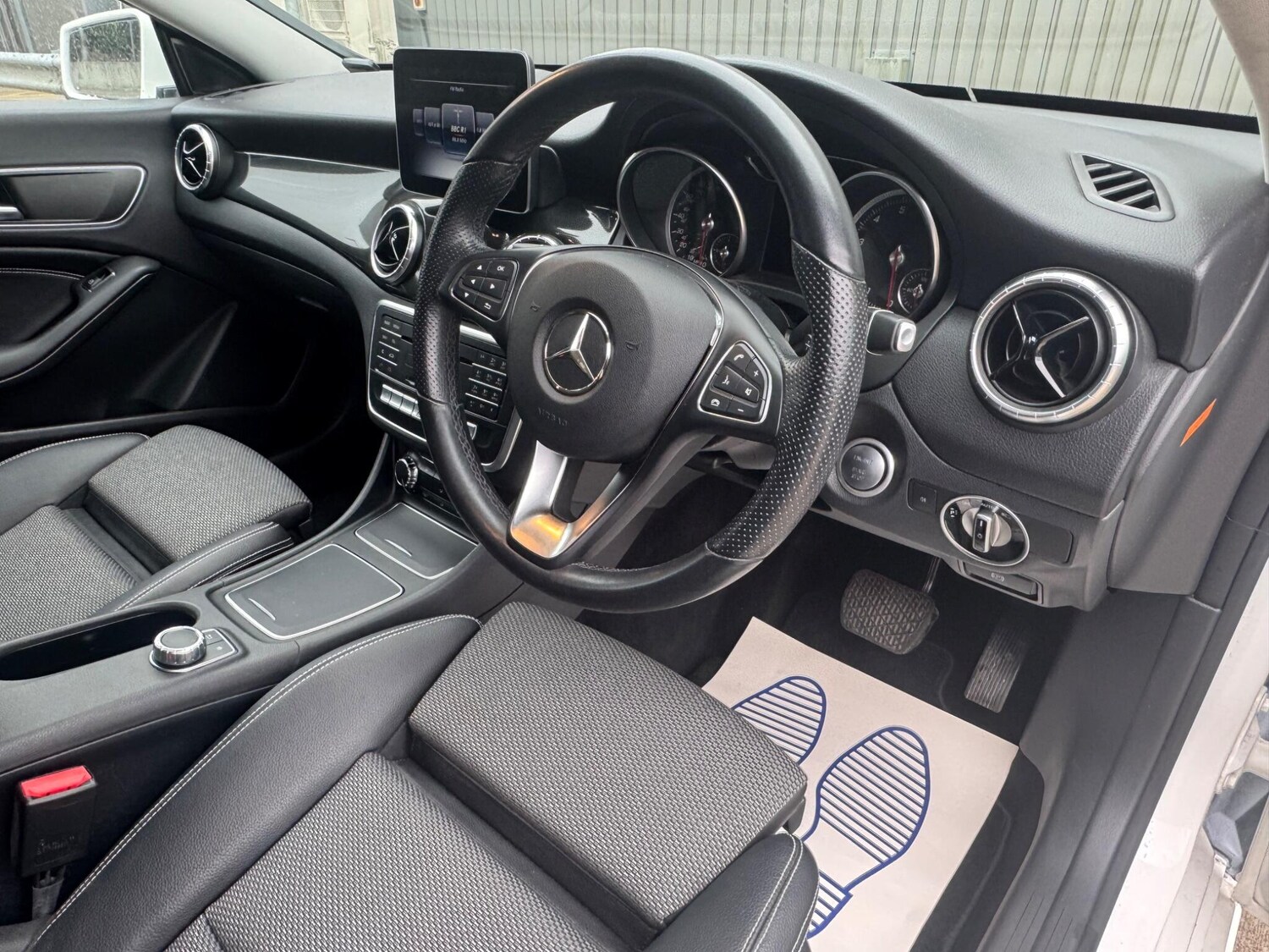Used Mercedes-Benz CLA 2025 for sale - 76561423: Photo 8