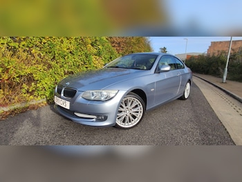 Used BMW 3 Series 2011 for sale - 77395744: Photo