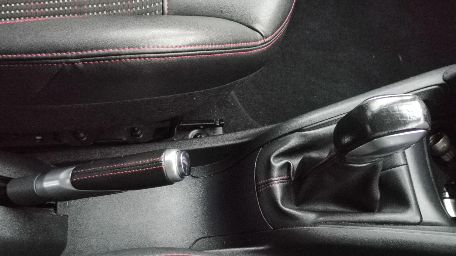 Used Peugeot 208 2017 for sale - 76975874: Photo 27