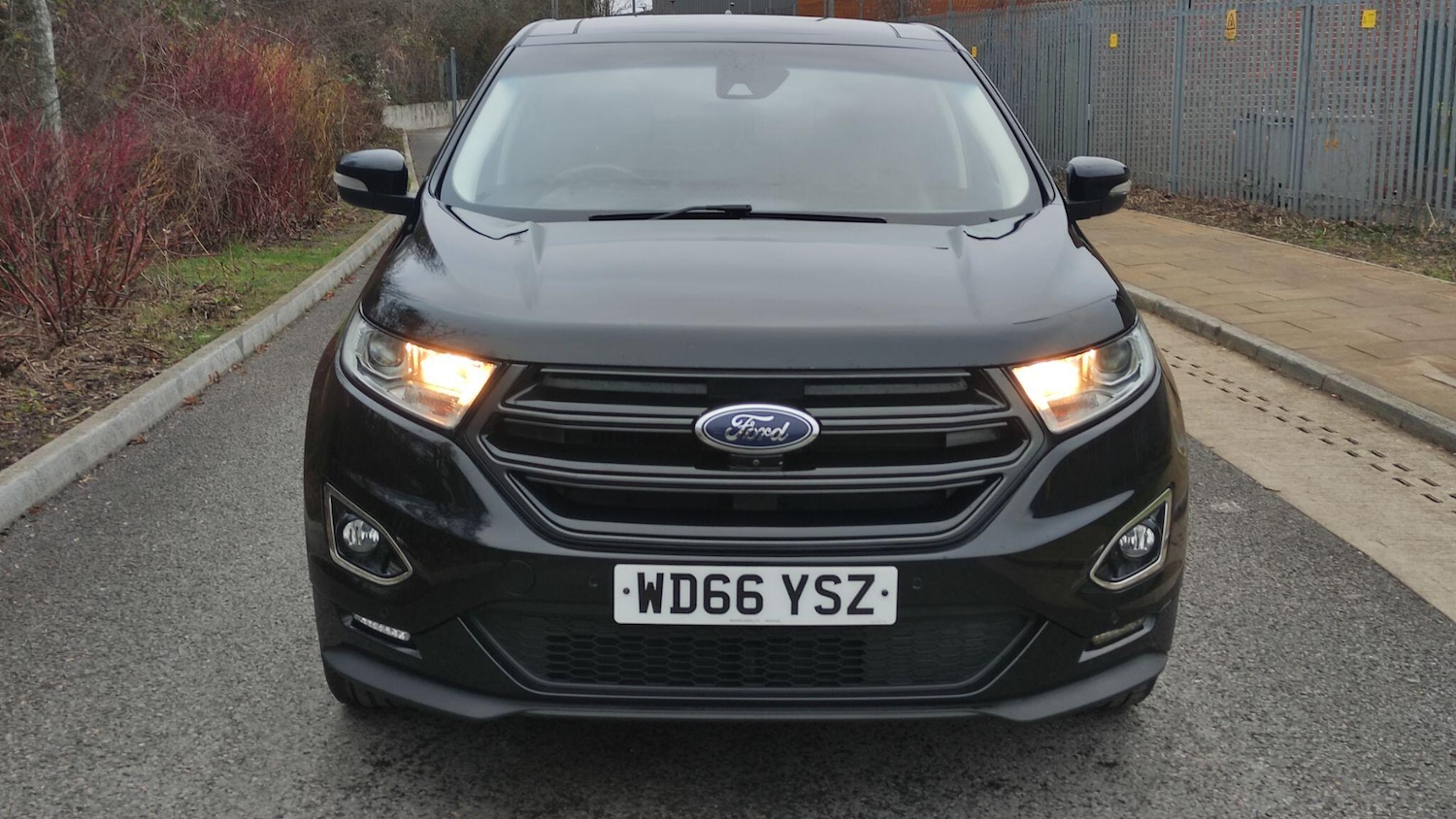 Used Ford Edge 2016 for sale - 77174722: Photo 2