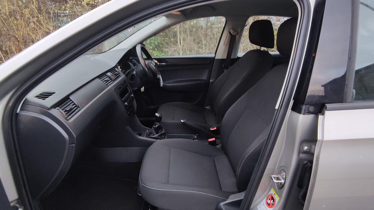 Used Skoda Rapid 2013 for sale - 76633262: Photo 10