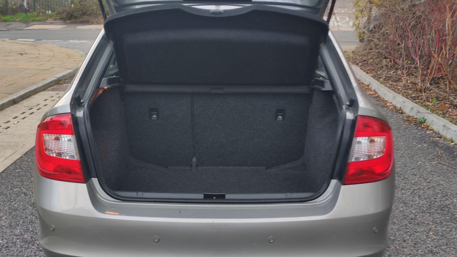 Used Skoda Rapid 2013 for sale - 76633262: Photo 19