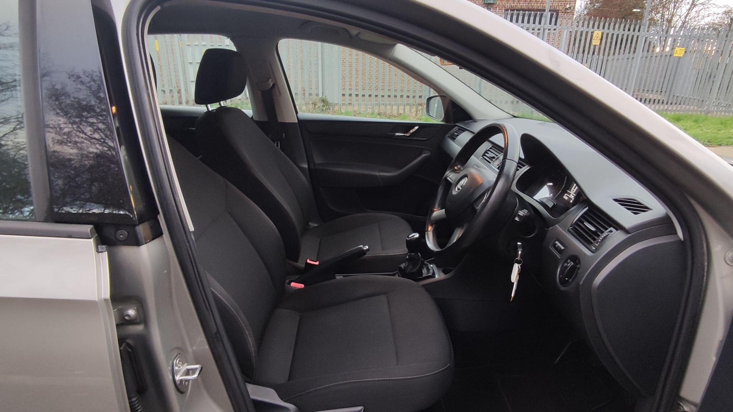 Used Skoda Rapid 2013 for sale - 76633262: Photo 8