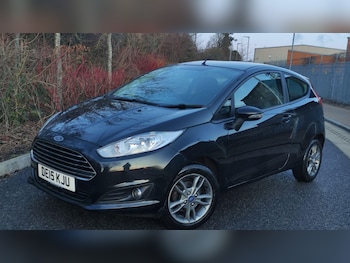 Used Ford Fiesta 2015 for sale - 77163272: Photo