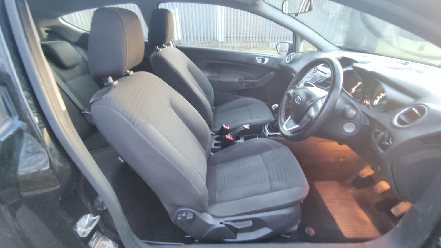 Used Ford Fiesta 2015 for sale - 77163272: Photo 7