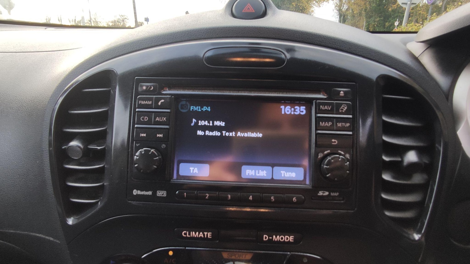 Used Nissan Juke 2012 for sale - 76560875: Photo 15