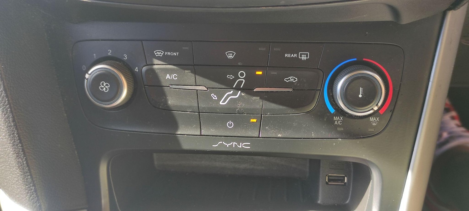 Used Ford Focus 2015 for sale - 77230267: Photo 15