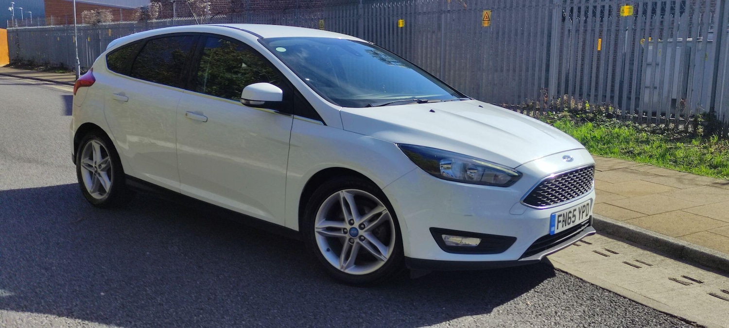 Used Ford Focus 2015 for sale - 77230267: Photo 2