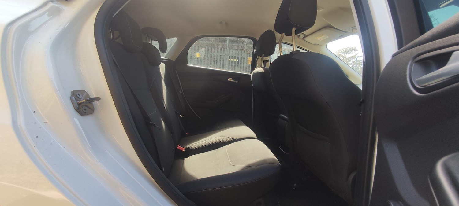 Used Ford Focus 2015 for sale - 77230267: Photo 8