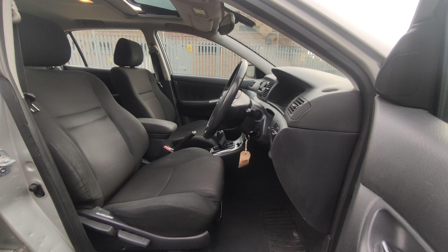 Used Toyota Corolla 2006 for sale - 77387489: Photo 11