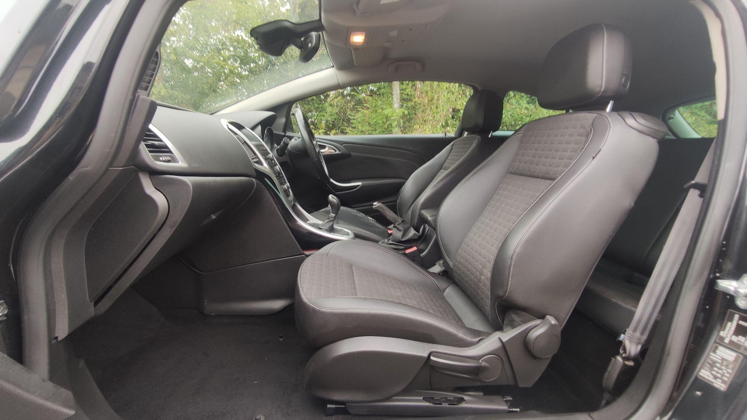 Used Vauxhall Astra GTC 2014 for sale - 76898457: Photo 13