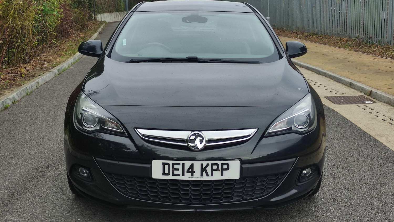 Used Vauxhall Astra GTC 2014 for sale - 76898457: Photo 2