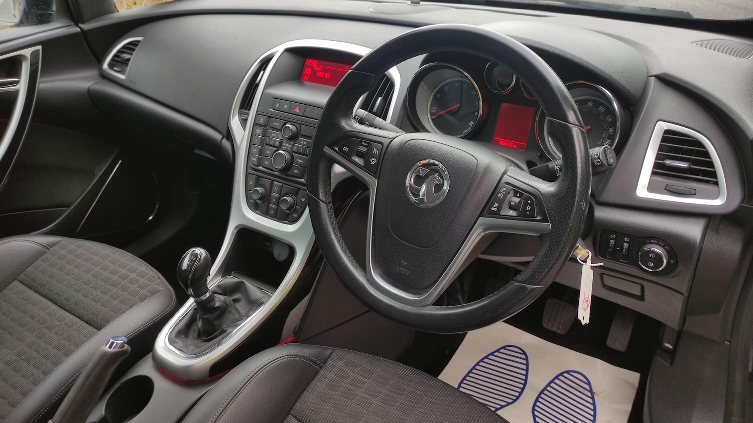 Used Vauxhall Astra GTC 2014 for sale - 76898457: Photo 9