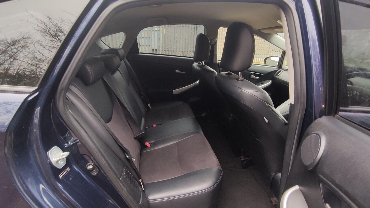 Used Toyota Prius 2014 for sale - 77290997: Photo 12