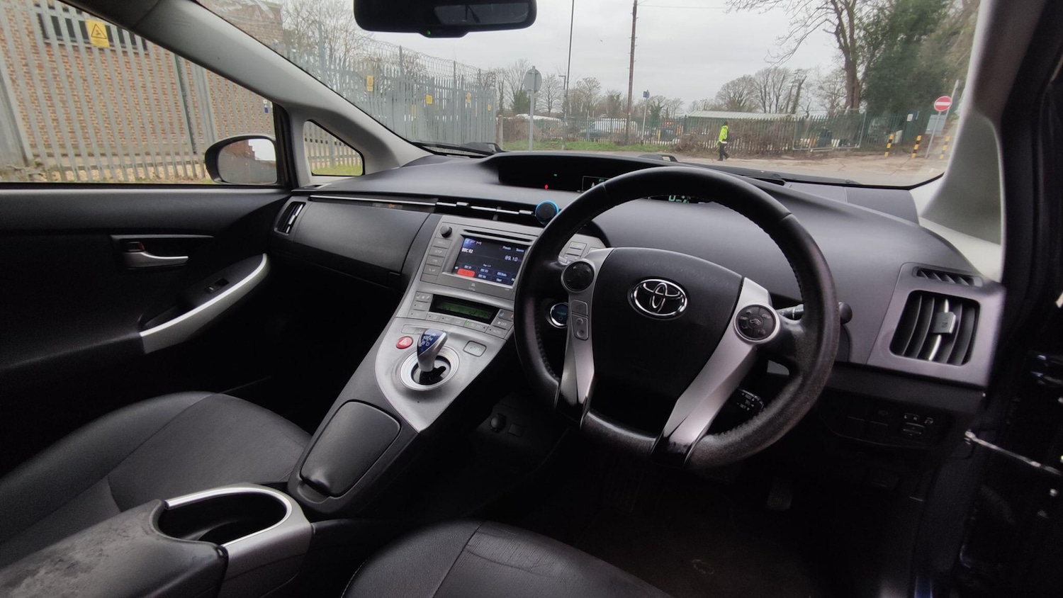 Used Toyota Prius 2014 for sale - 77290997: Photo 7