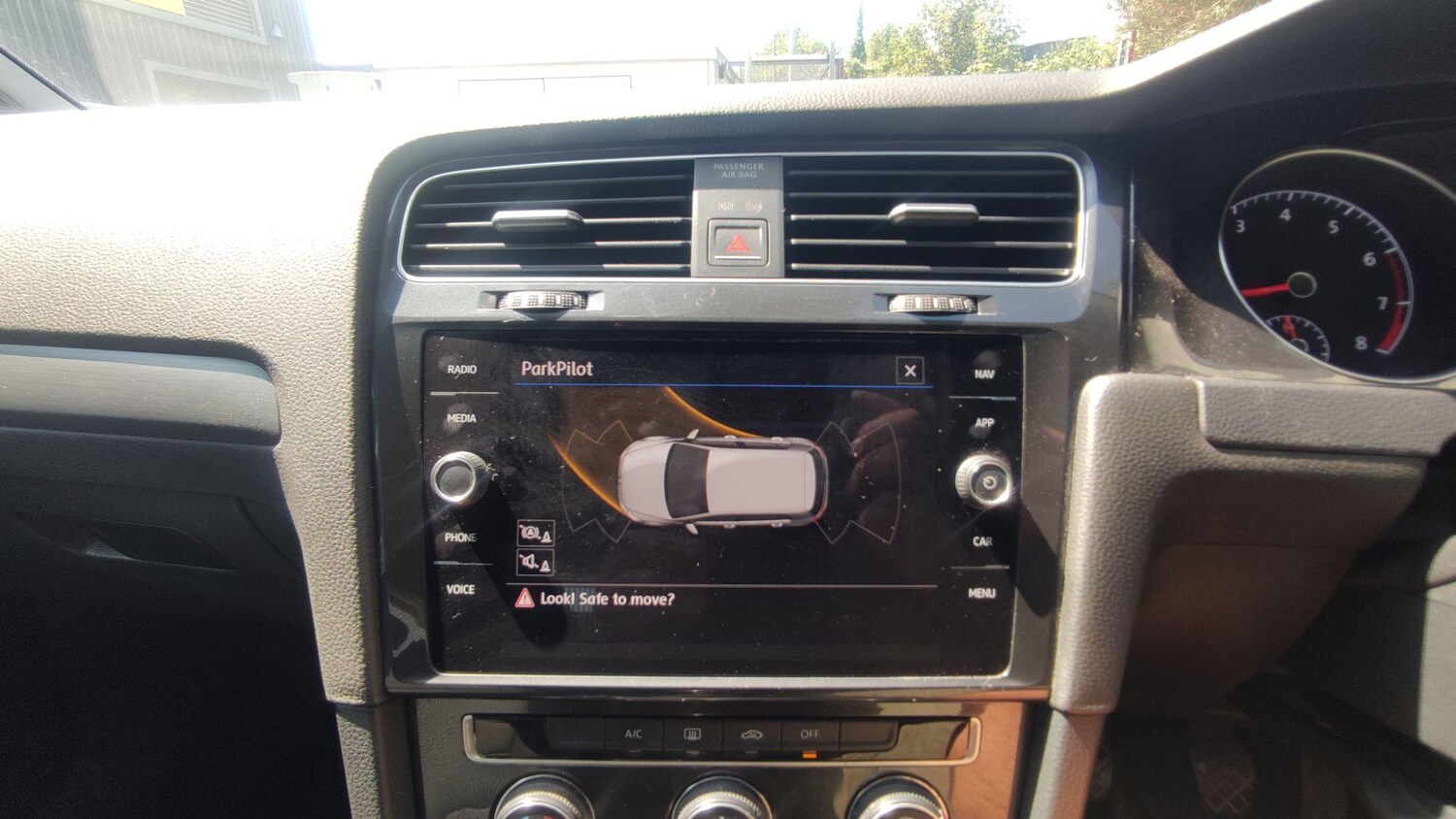 Used Volkswagen Golf 2017 for sale - 76561709: Photo 17