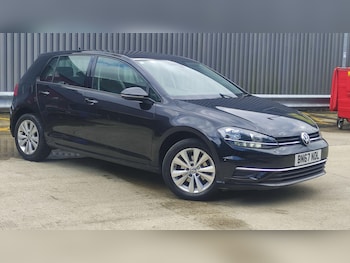 Used Volkswagen Golf 2017 for sale - 76561709: Photo