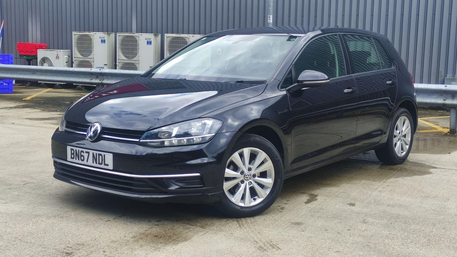 Used Volkswagen Golf 2017 for sale - 76561709: Photo 2