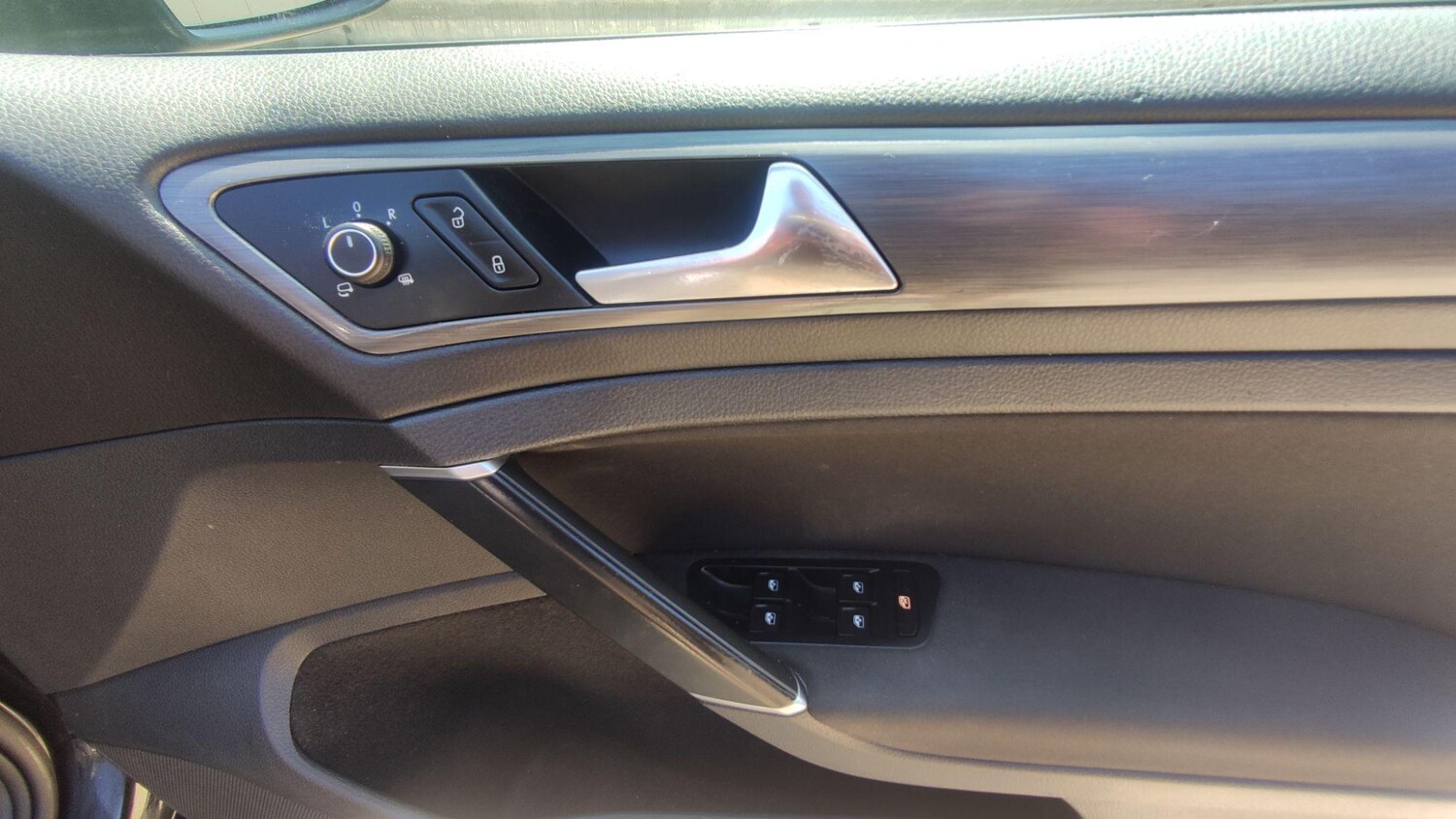 Used Volkswagen Golf 2017 for sale - 76561709: Photo 28