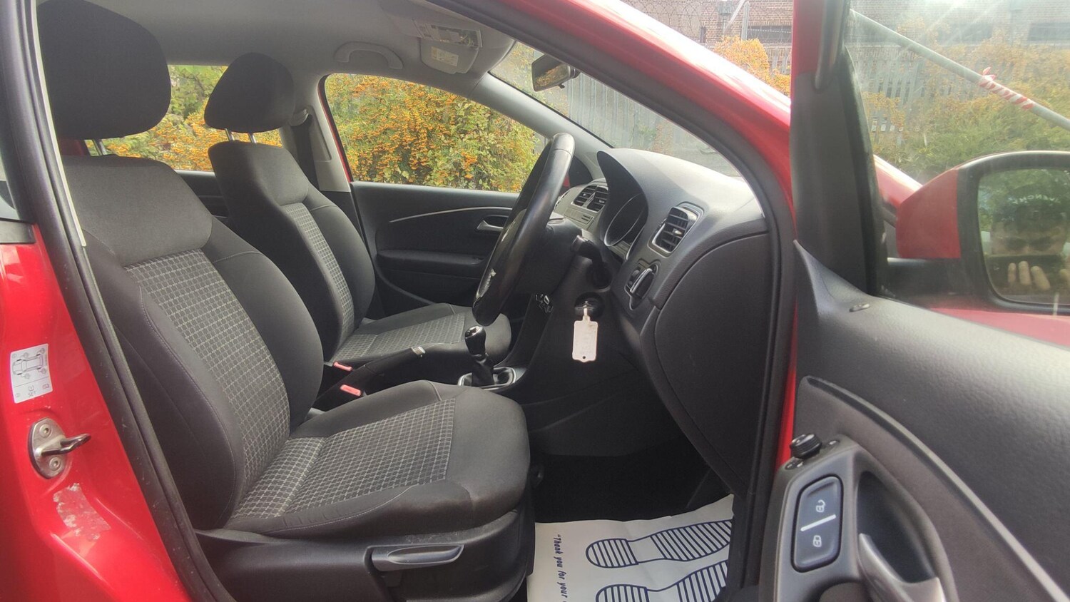 Used Volkswagen Polo 2014 for sale - 76560886: Photo 12