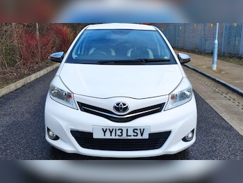 Used Toyota Yaris 2013 for sale - 77538518: Photo