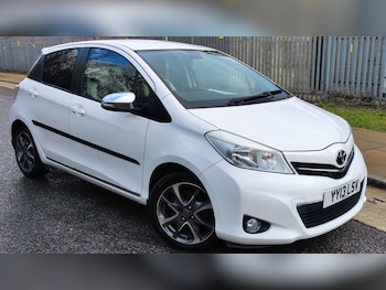 Used Toyota Yaris 2013 for sale - 77538518: Photo