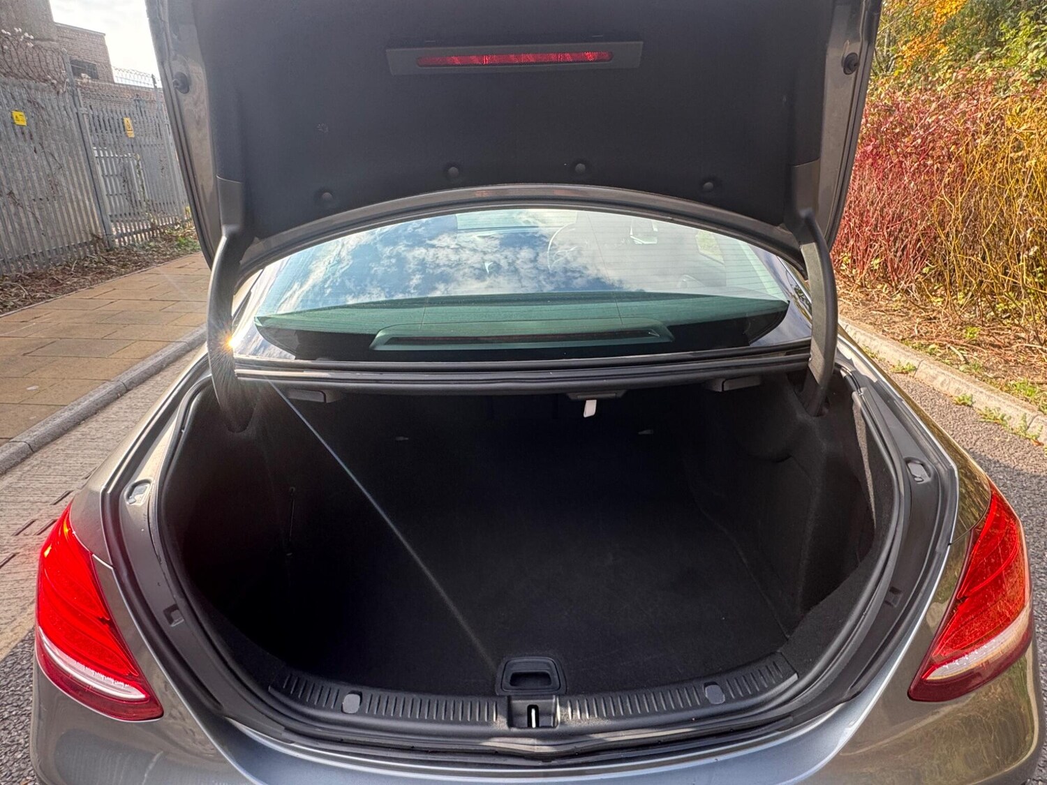 Used Mercedes-Benz E Class 2020 for sale - 76561743: Photo 54