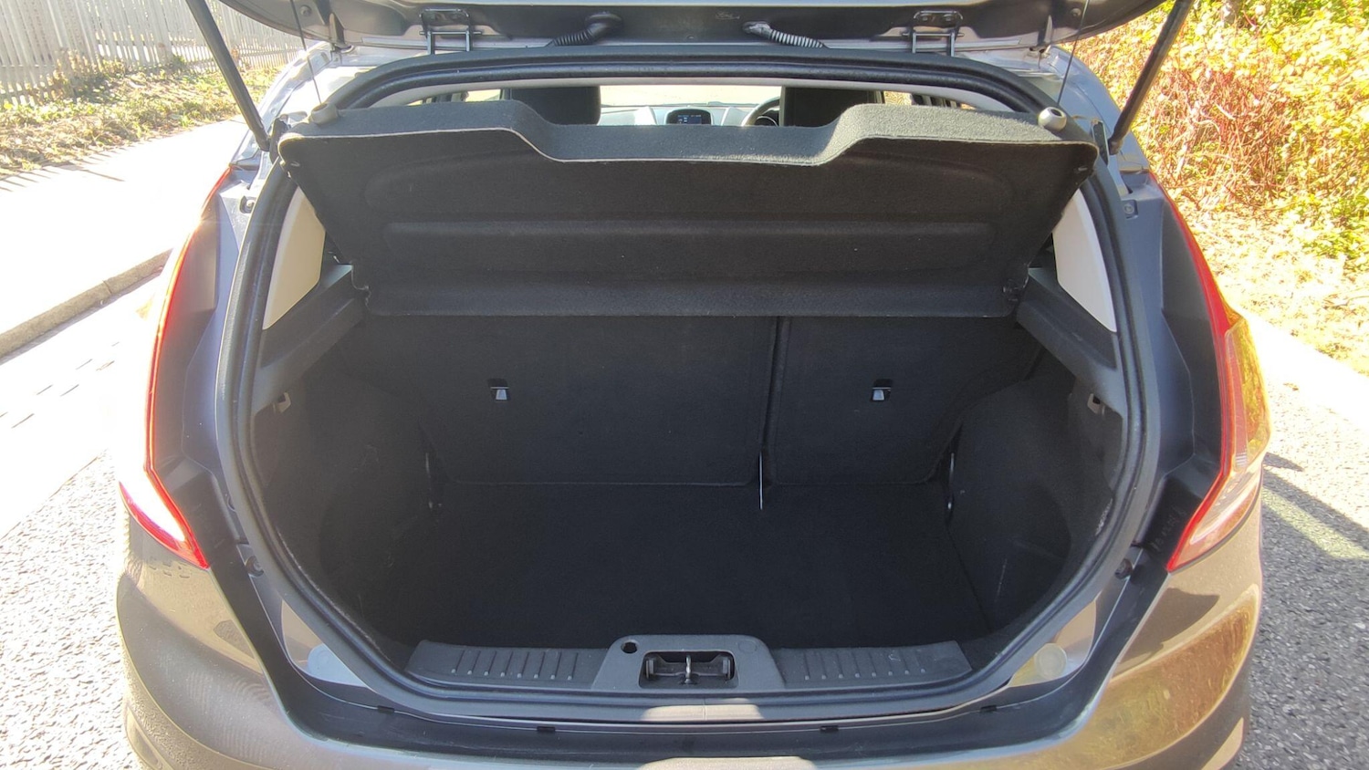 Used Ford Fiesta 2016 for sale - 77549840: Photo 27