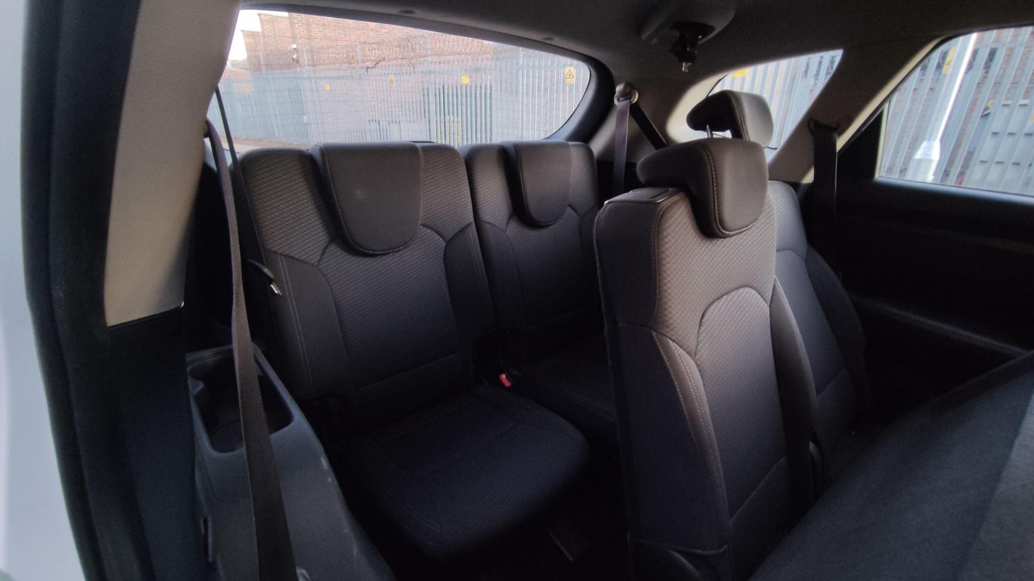 Used Kia Carens for sale - 77495957: Photo 14